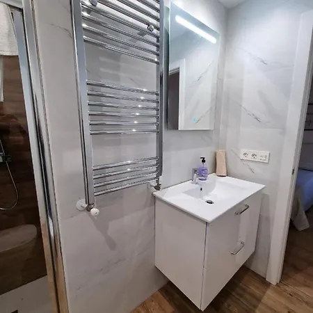 Apartment 102a Moderno 2 *