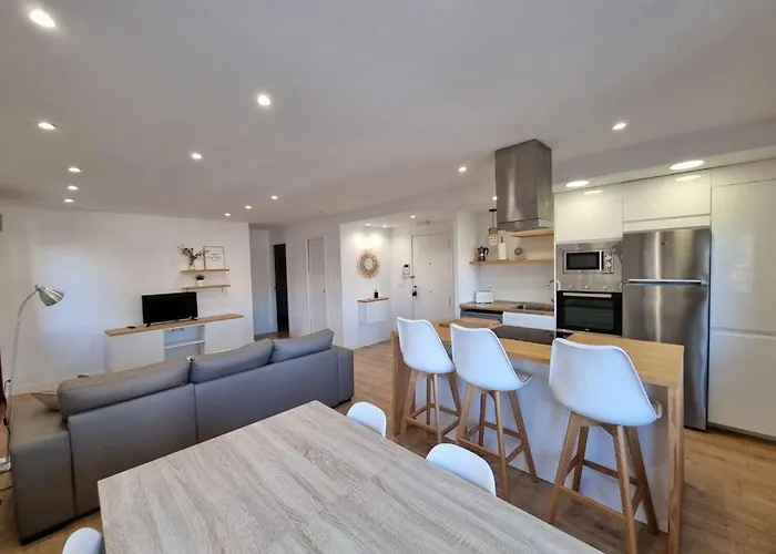 Apartment 102a Moderno 2