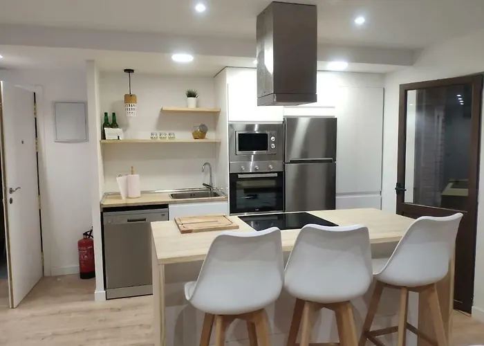 102a Moderno 2 * Gijón